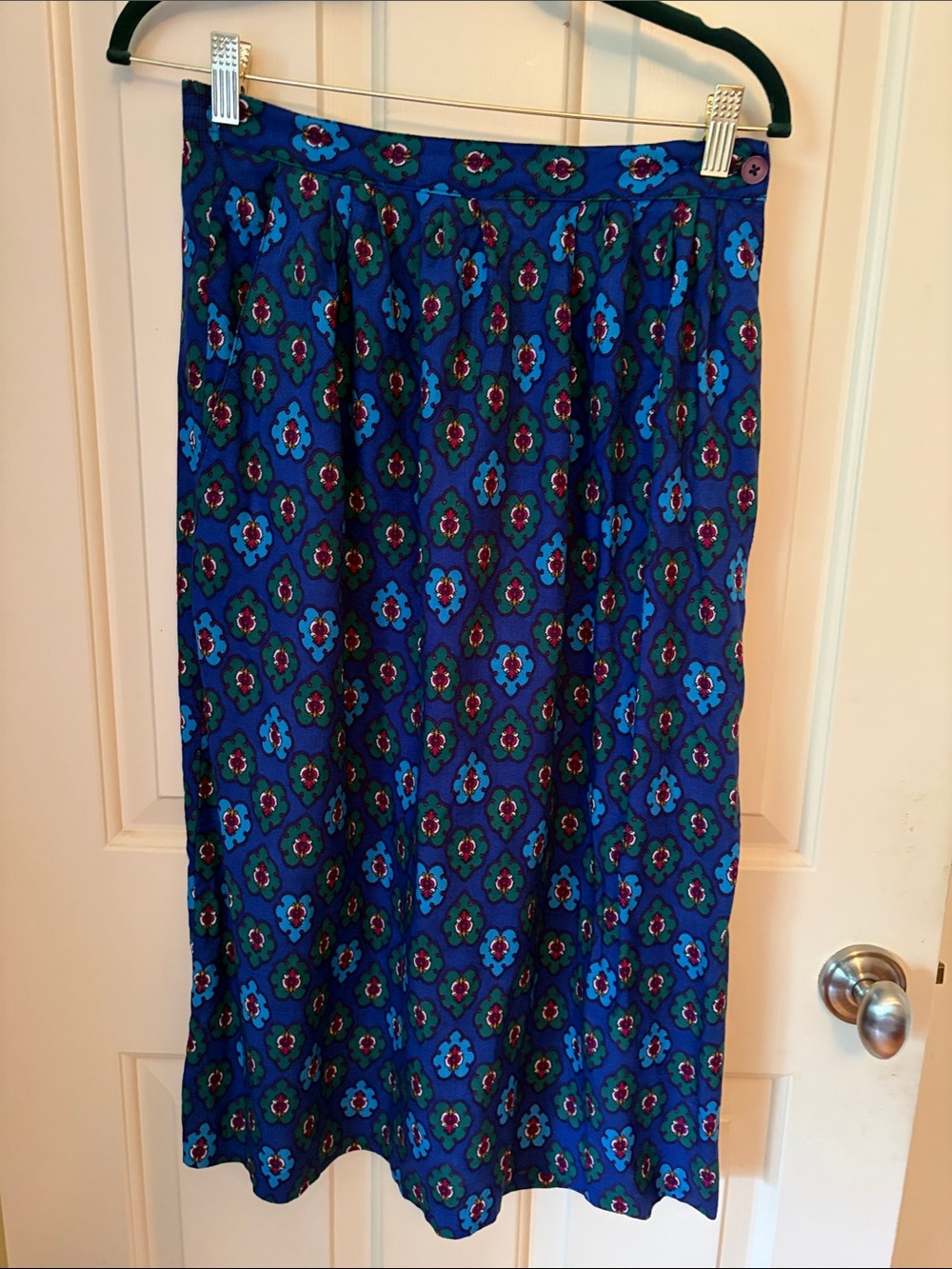 Sag Harbor Blue Floral-Patterned Midi Skirt
